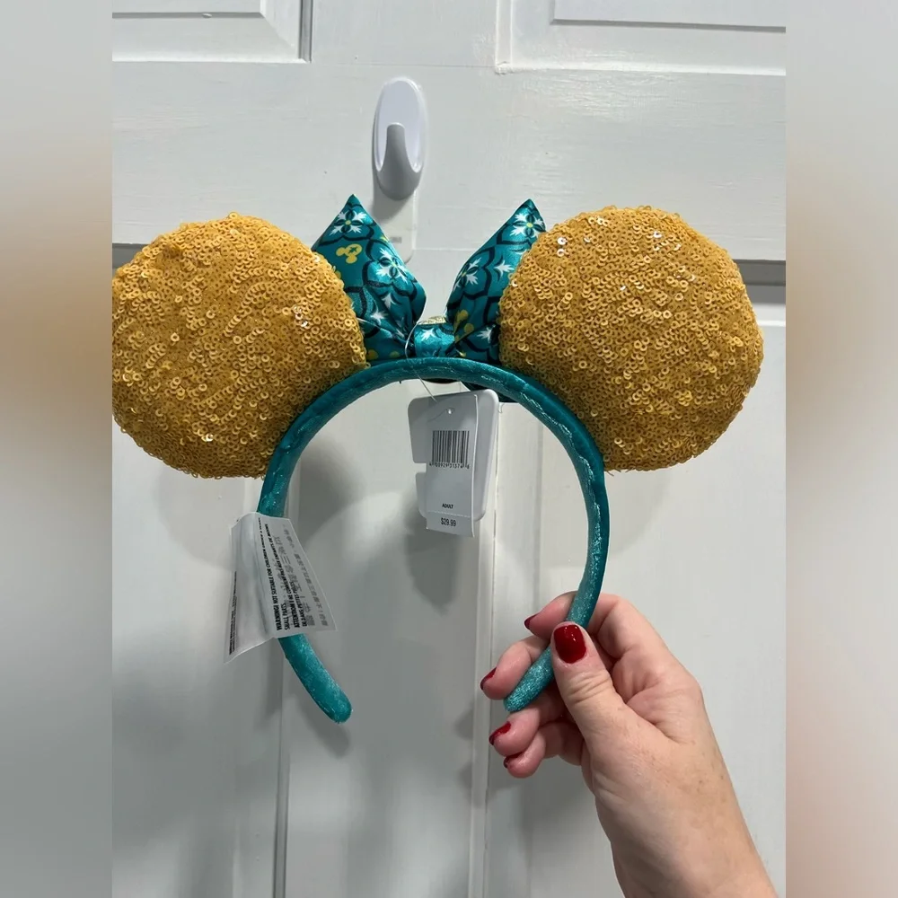 Disney parks nwt